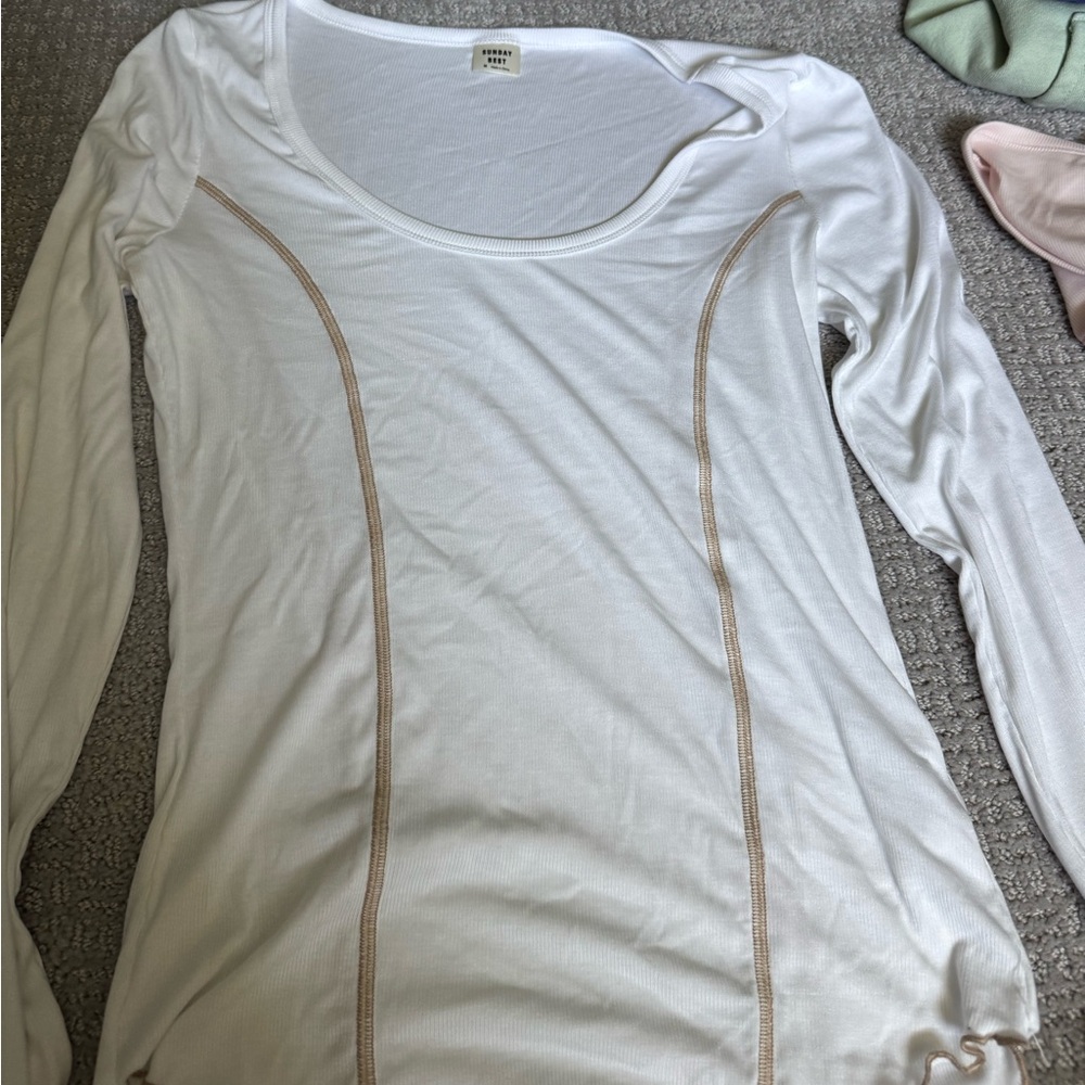 White Aritzia long sleeve